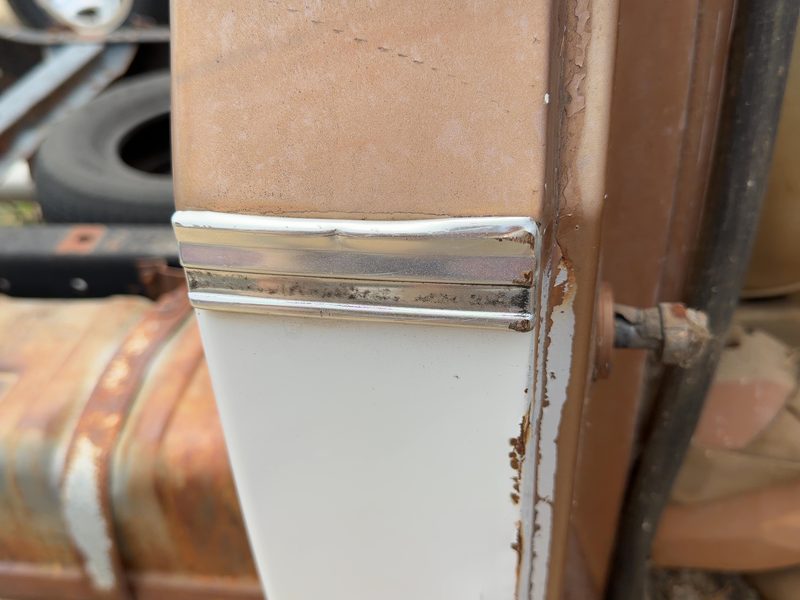 1980 Chevrolet Pickup 20 Series Quarter Panel Moulding RH