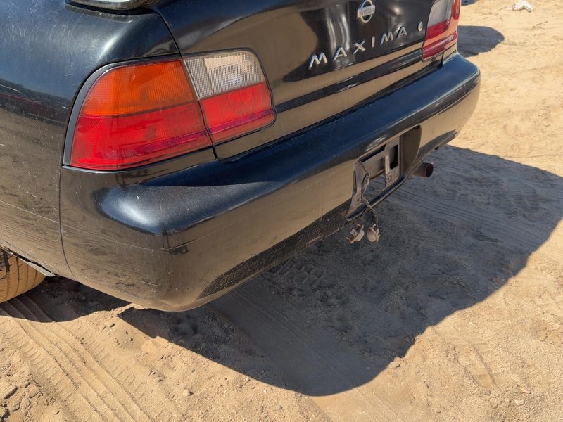 1995-1996 Nissan Maxima Rear Bumper Assembly