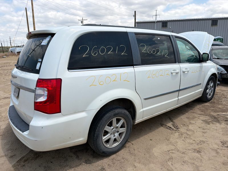 2011-2020 Chrysler Town & Country Axle Shaft RH