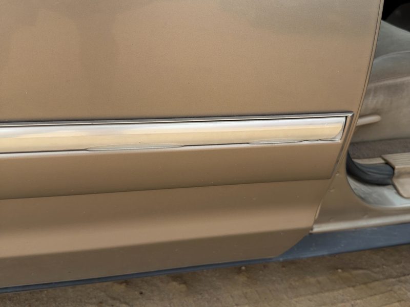 1998-2005 Mercury Grand Marquis (79 & Up) Rear Door Moulding RH