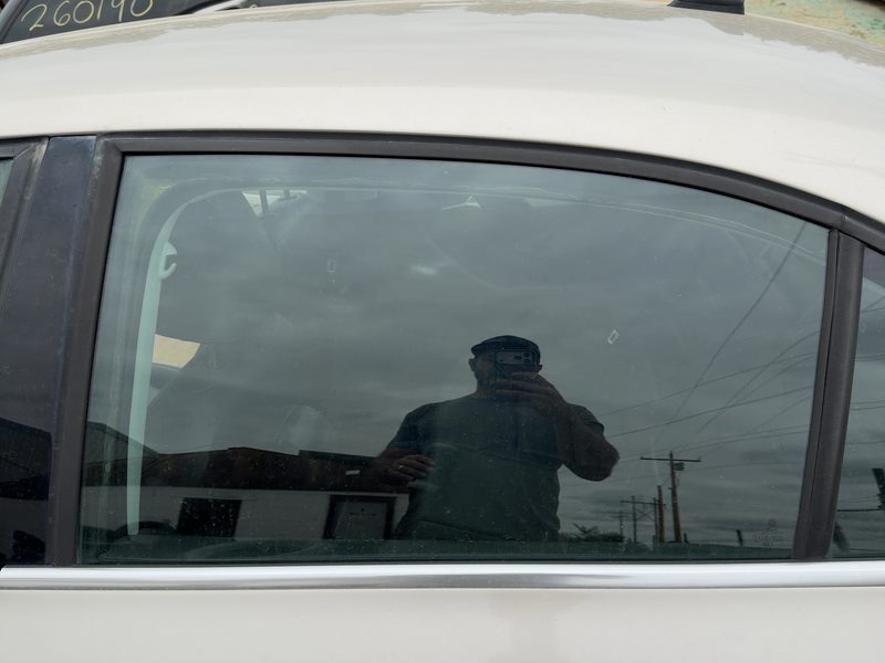 2011-2018 Jetta Except Gli Rear Door Glass/Window LH