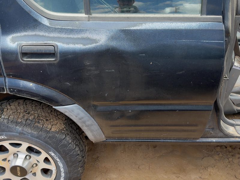 1998-2004 Isuzu Rodeo Rear Door RH