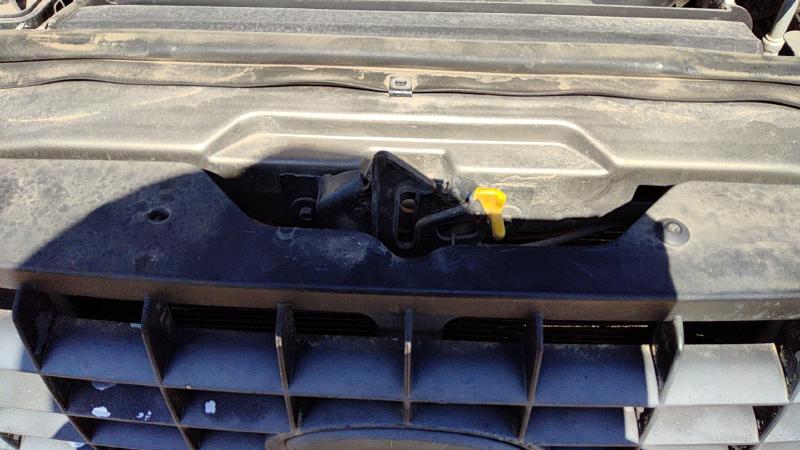 2002-2005 Explorer Radiator Support