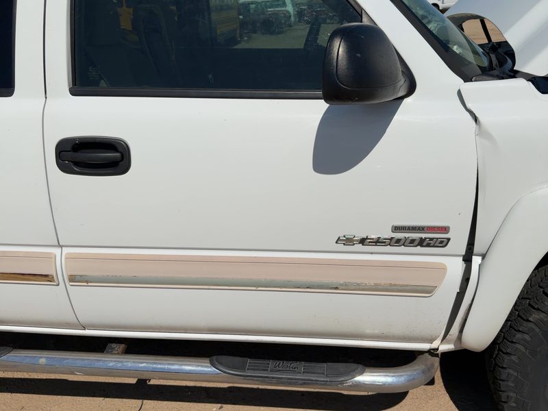 1999-2007 Chevrolet 2500 Silverado Pickup Front Door RH