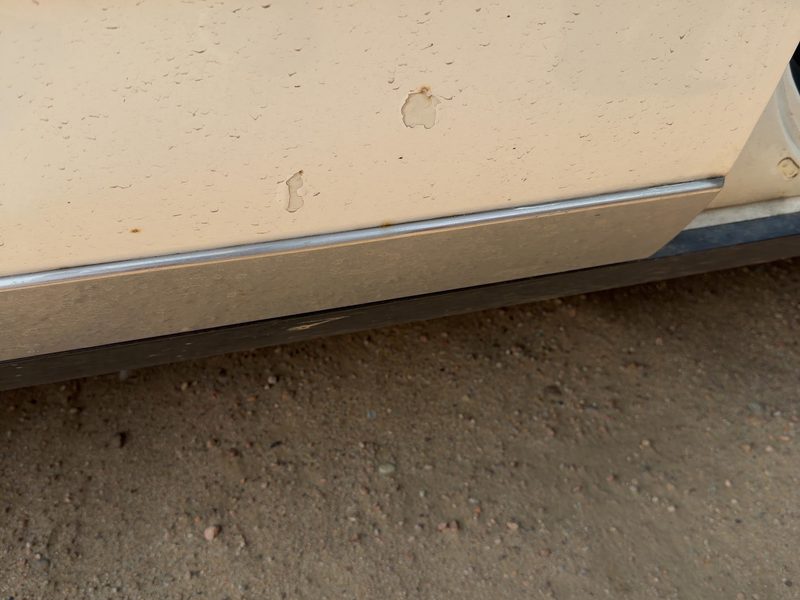 1986 Oldsmobile Ninety-eight (80 & Up) Rear Door Moulding RH