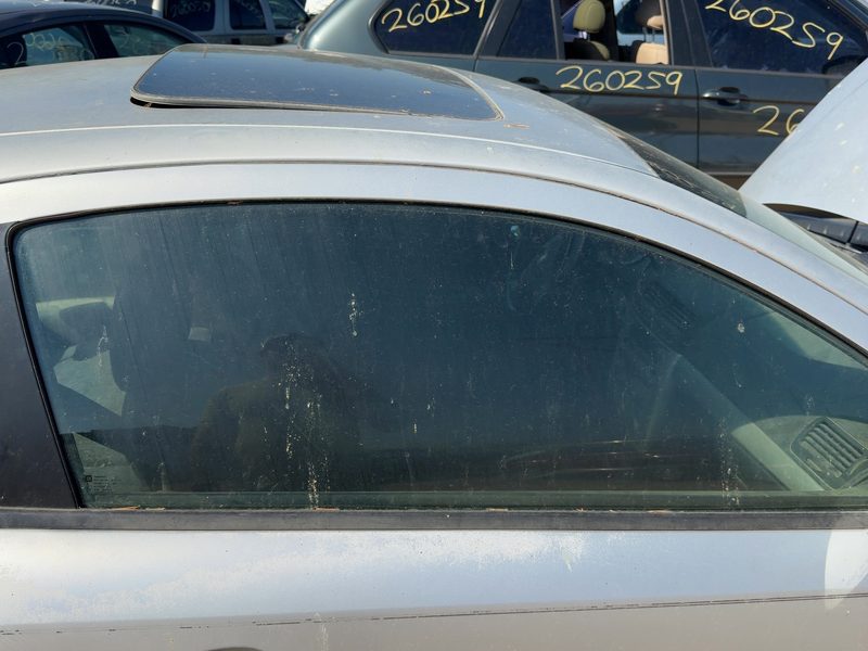 2005-2010 Chevrolet Cobalt Front Door Glass/Window RH