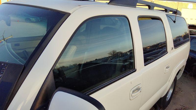 1999-2007 Chevy/gmc Suburban 1500 Series Front Door LH