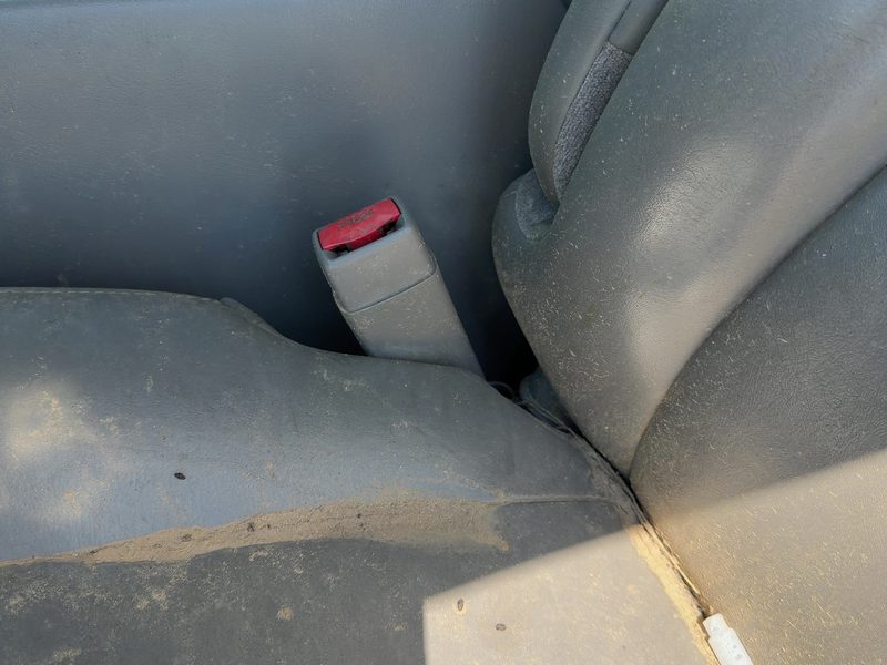 2003-2007 Chevy/gmc Suburban 1500 Series Front Seat Belt LH