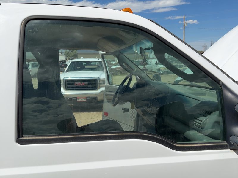 1999-2012 Ford F350 Super Duty Pickup Front Door Glass/Window RH