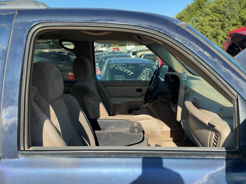 1999-2007 Chevy/gmc Suburban 1500 Series Front Door Glass/Window RH