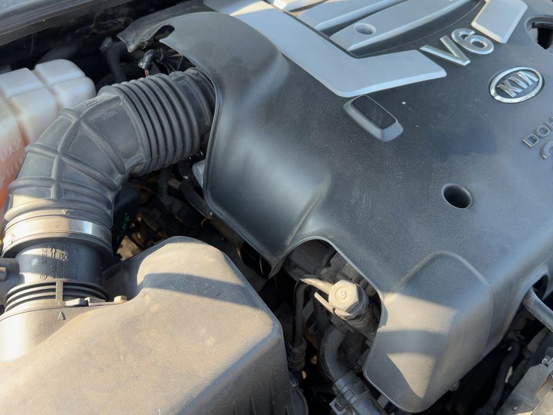2001-2006 Kia Sorento Cylinder Head RH