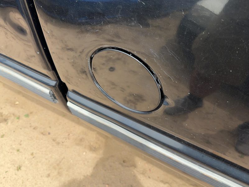 1992-2000 Chevrolet Pickup 1500 Series Fuel Tank Door