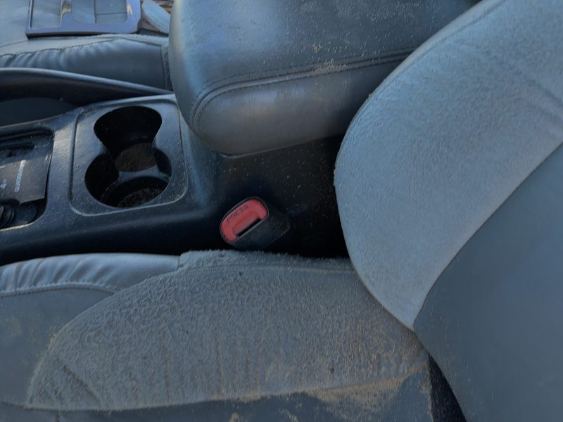 2000-2004 Jeep Grand Cherokee Front Seat Belt LH