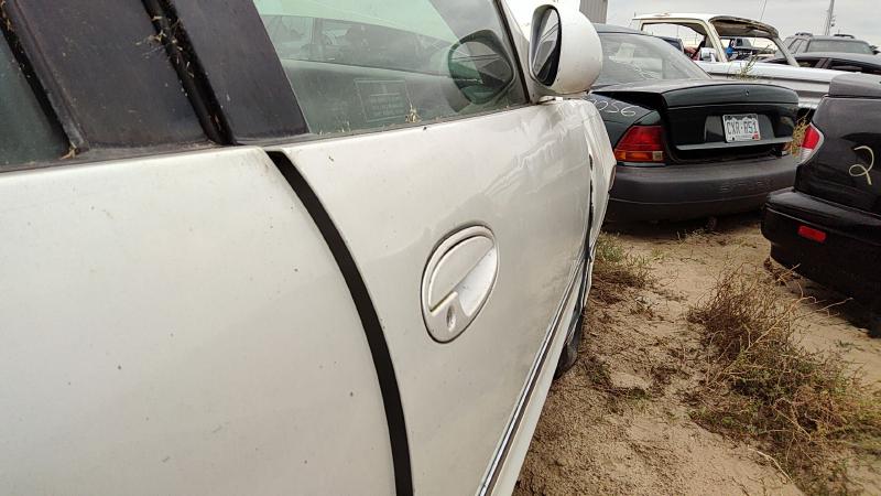 1997-2005 Buick Park Avenue (80&up) Front Door RH