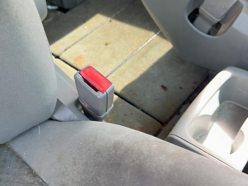 2008-2020 Chrysler Town & Country Front Seat Belt RH