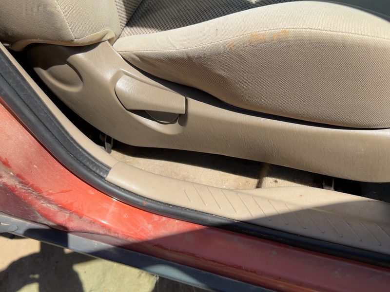 2006 Ford Escape Seat Track RH