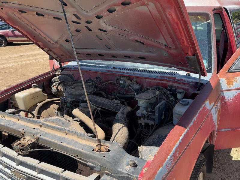 1982-1994 S10/s15/sonoma Pickup Hood Hinge RH
