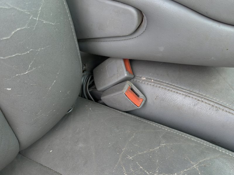 1997 Chevrolet Pickup 1500 Series Front Seat Belt RH
