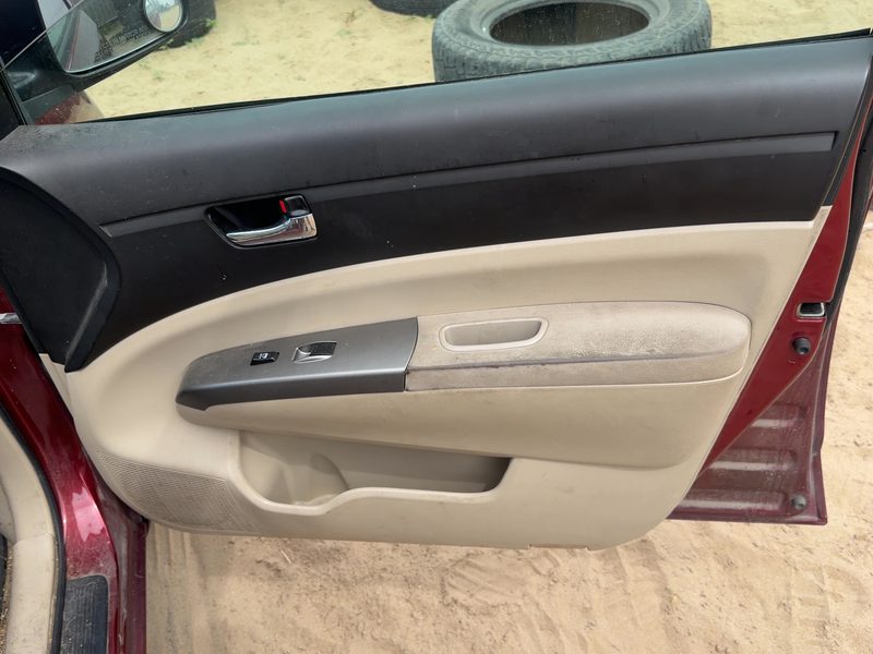 2004-2005 Toyota Prius Front Door Trim Panel RH