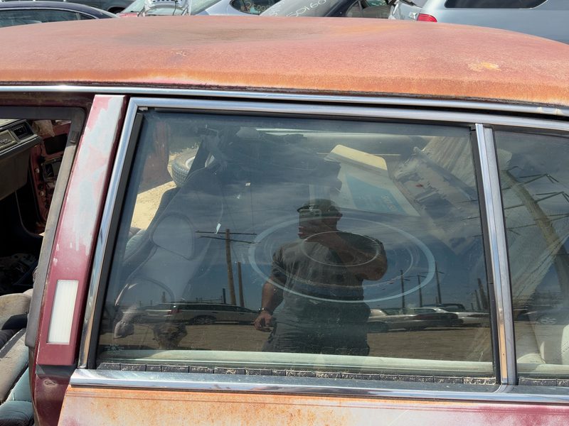 1985-1986 Buick Park Avenue (80&up) Rear Door Glass/Window LH
