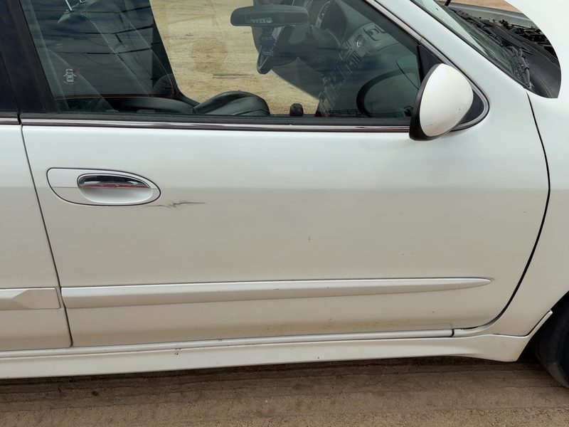 2000-2004 Infiniti I30 Front Door RH