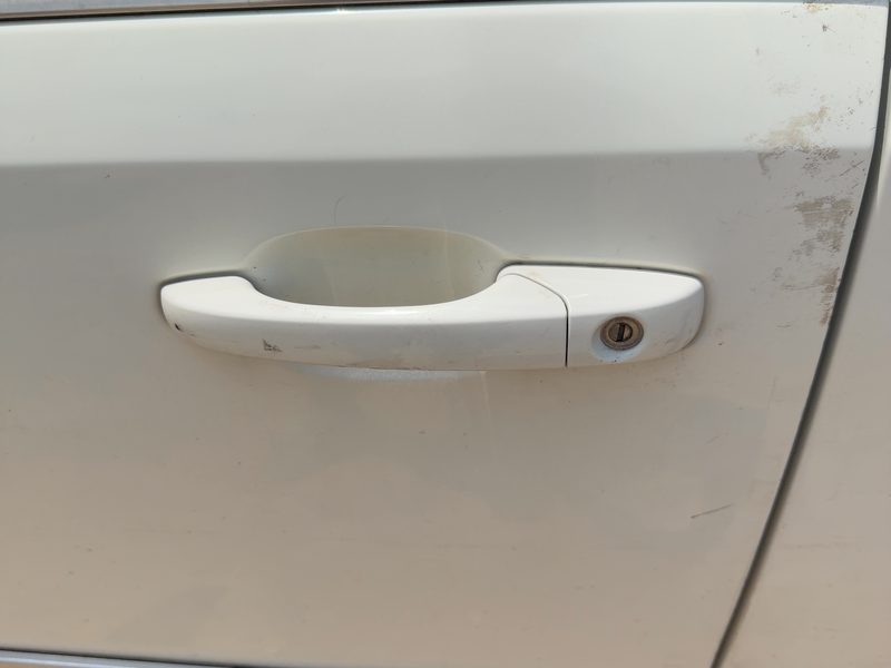 2010-2020 Chrysler Town & Country Outside Door Handle LH
