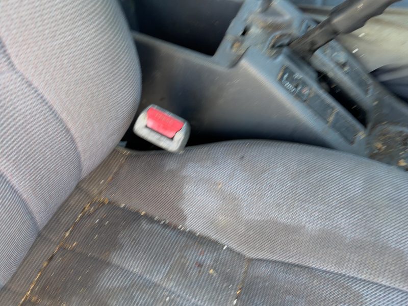 1994 Nissan Pathfinder Front Seat Belt RH