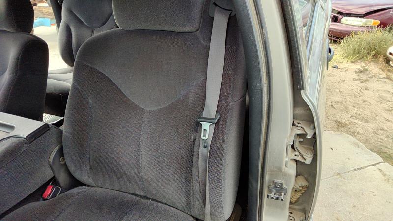 2001-2002 GMC Sierra 2500 Pickup Front Seat Belt
