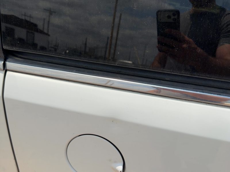 2012 Chrysler Town & Country Quarter Panel Moulding LH
