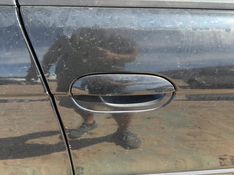 2000-2003 BMW 530i Outside Door Handle RH