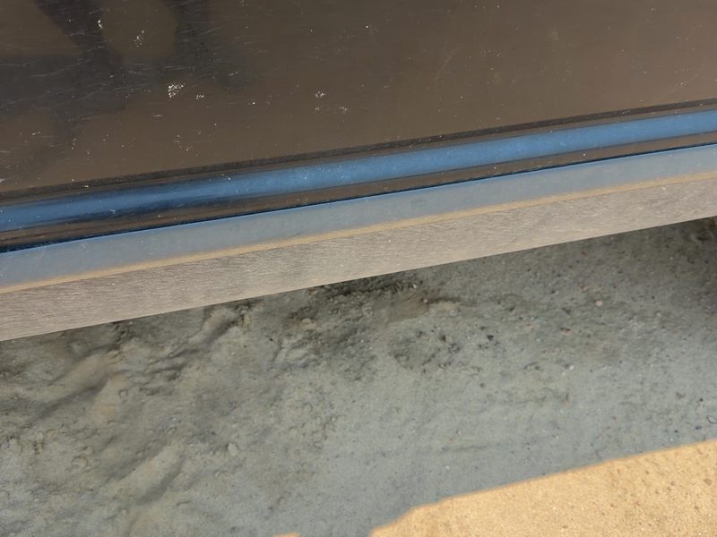 2002-2007 Dodge Ram Pickup 1500 Series Front Door Moulding RH