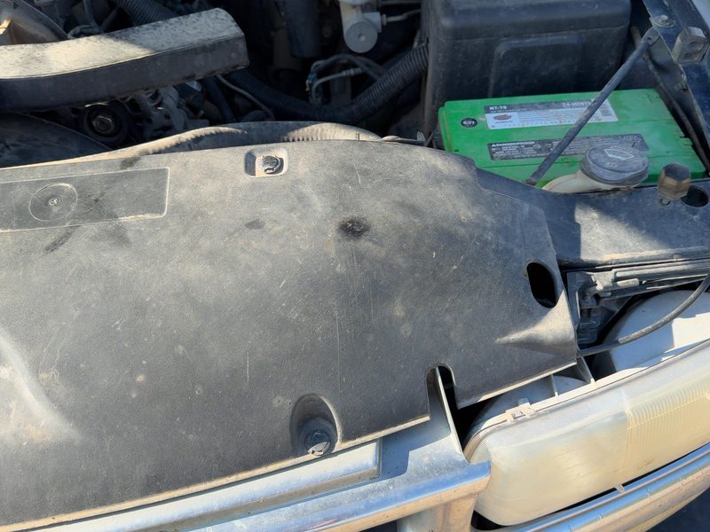 2003-2007 Chevy/gmc Suburban 1500 Series Radiator Support