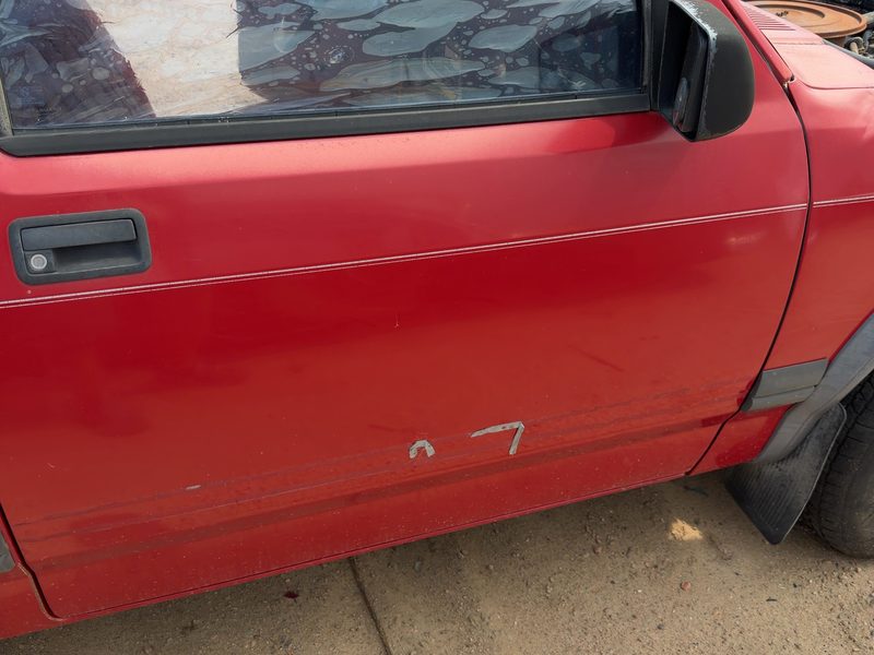 1987-1996 Dodge Dakota (mid-size) Front Door RH