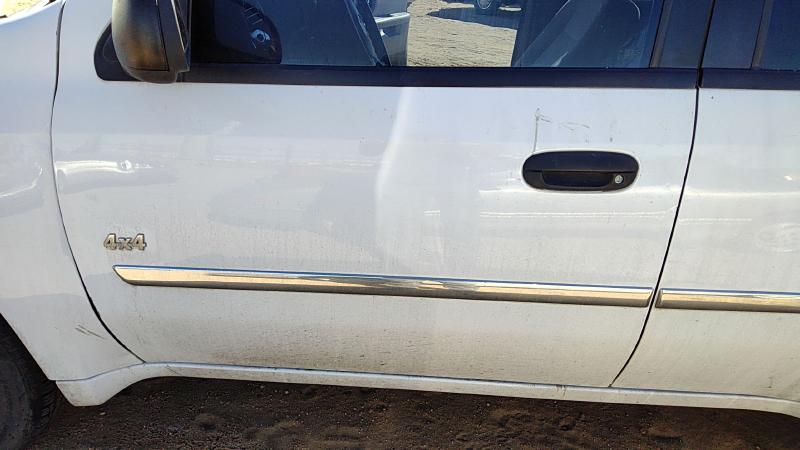 2002-2009 GMC Envoy (short W.b.) Front Door LH