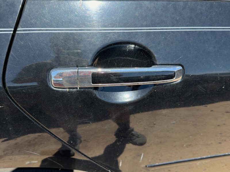 2006-2010 Infiniti M35 Outside Door Handle RH