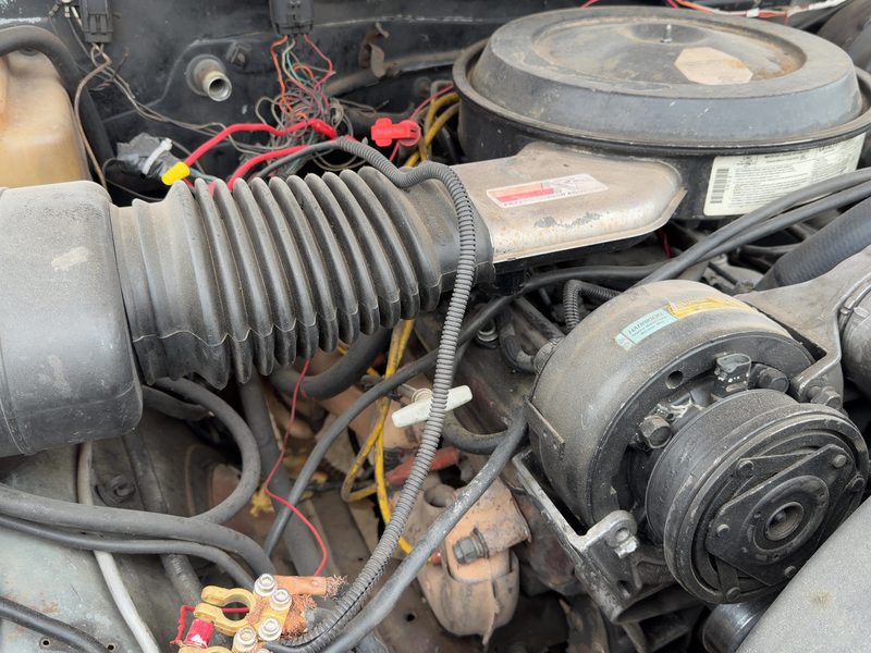 1987-1995 Chevrolet Pickup 1500 Series Cylinder Head