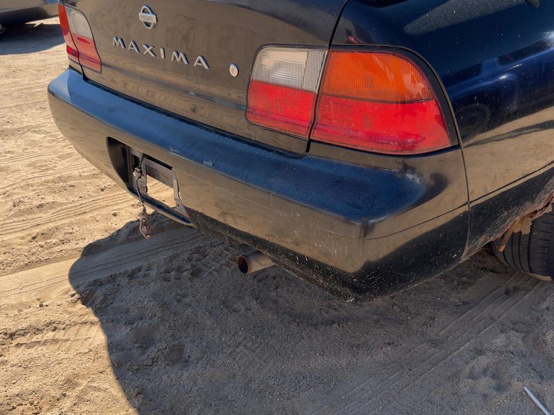 1995-1996 Nissan Maxima Rear Bumper Assembly
