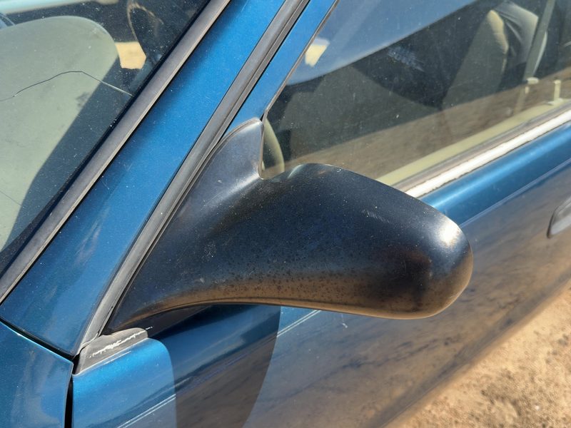 1998-2002 Toyota Corolla (also See FX 87-88) Door Mirror LH