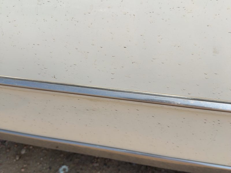 1986 Oldsmobile Ninety-eight (80 & Up) Rear Door Moulding LH