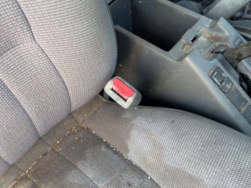 1994 Nissan Pathfinder Front Seat Belt RH