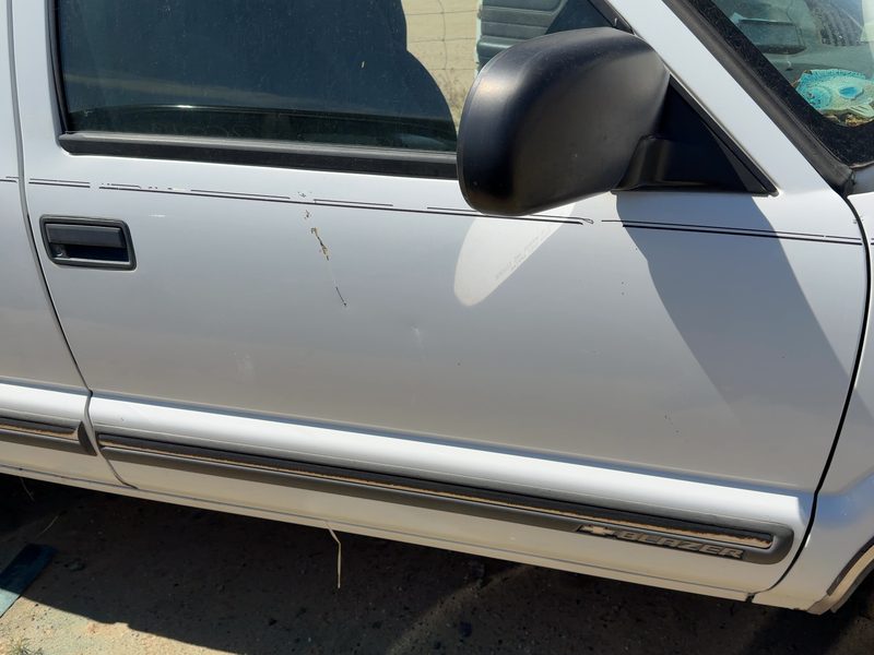 1998-2005 Blazer S10/jimmy S15 Front Door RH