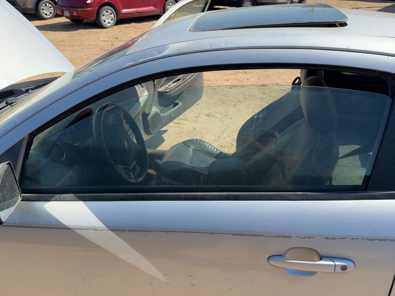 2005-2010 Chevrolet Cobalt Front Door Glass/Window LH