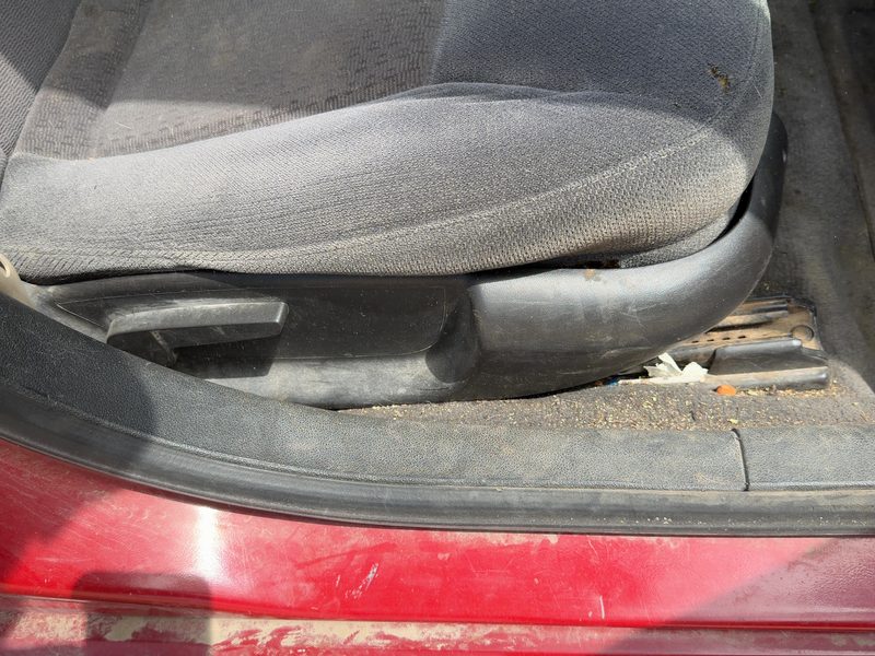 2008 Chevrolet Impala (80 & Up) Seat Track RH