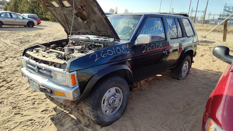 1993-1995 Nissan Pathfinder Rear Axle Assy.