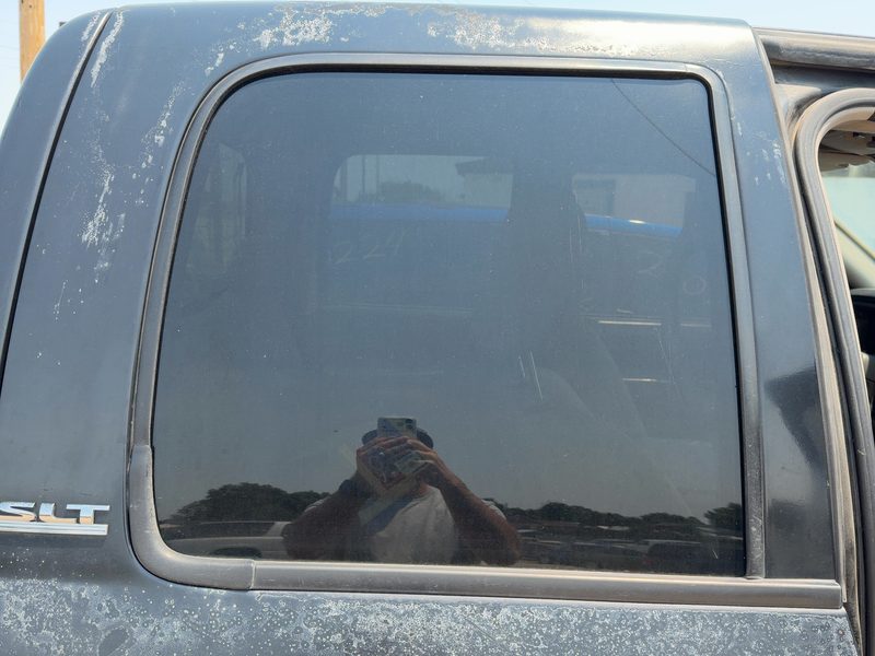 2002-2010 Dodge Ram Pickup 1500 Series Rear Door Glass/Window RH