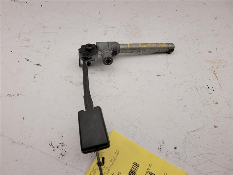 2007-2009 GMC Acadia Front Seat Belt