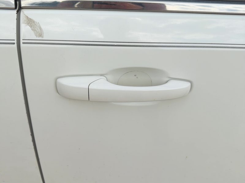 2008-2020 Chrysler Town & Country Outside Door Handle LH