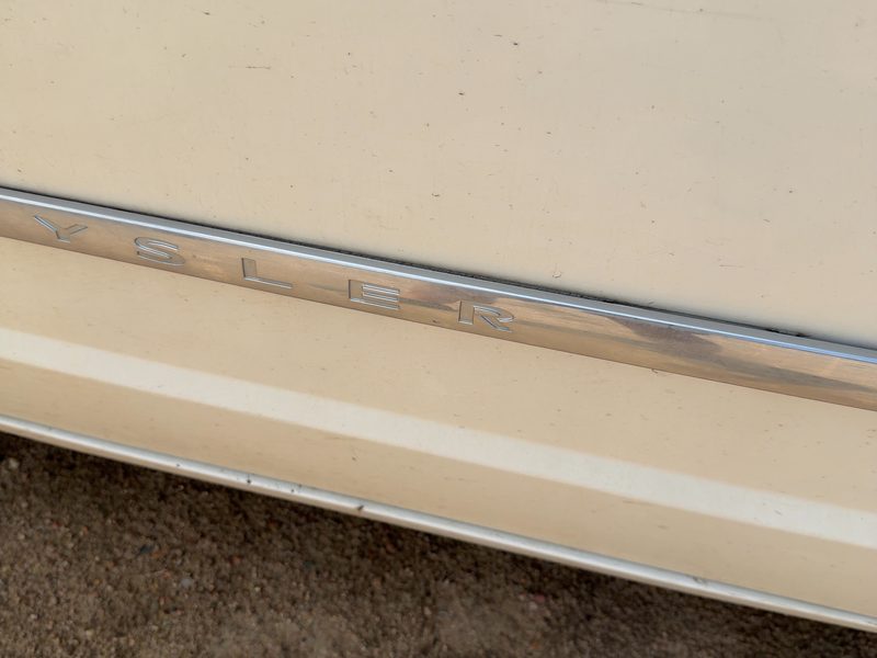 2010-2016 Chrysler Town & Country Front Door Moulding LH