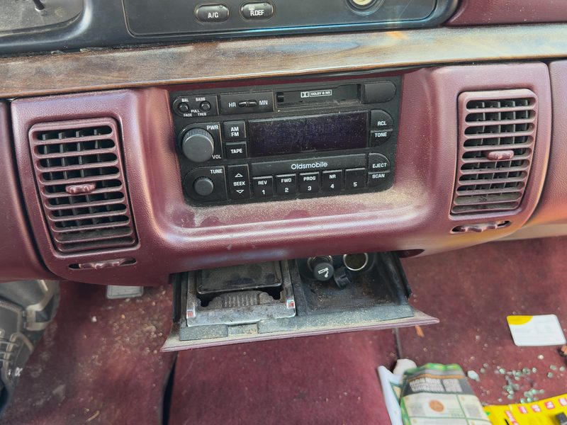 1994-1995 Oldsmobile Eighty-eight (80 & Up) Dash Panel
