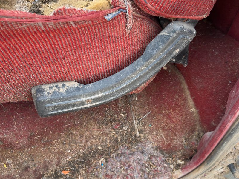 1989 Ford Pickup F150 Series Seat Track LH